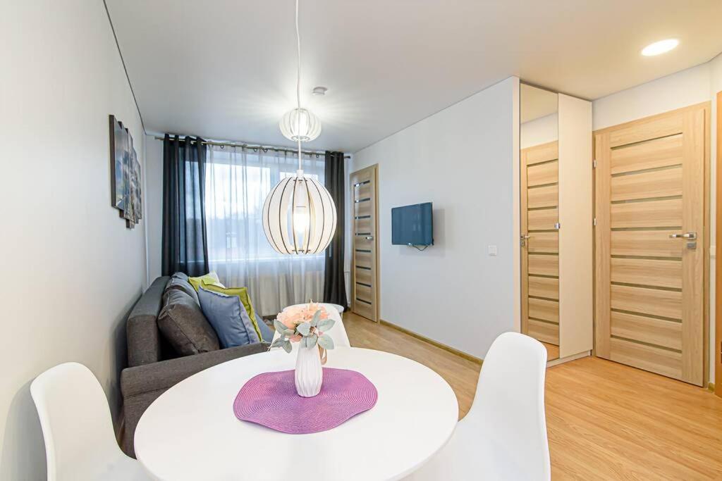 Bright Apartment,For 1-4,Near Old Town Vilnius Exterior photo