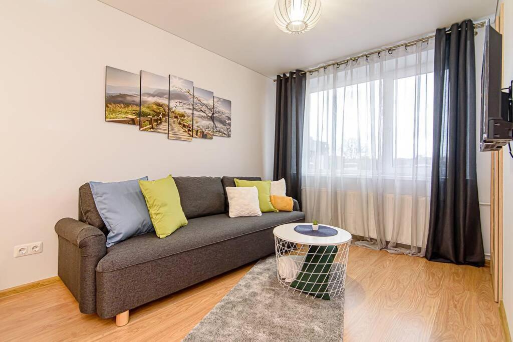 Bright Apartment,For 1-4,Near Old Town Vilnius Exterior photo